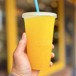 Aux Delices - Turmeric Ginger Lemonade