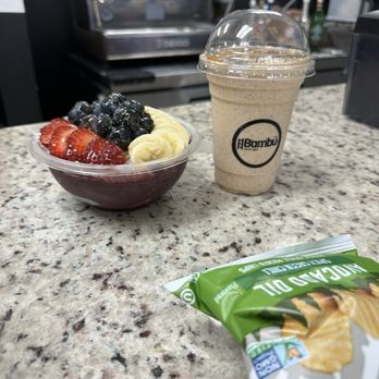 Bambu Juice Bar - Sons favorite açaí and Monkey Business smoothie - Juice Bars & Smoothies Near Me - Pompano Beach, Florida Bambu Juice Bar - Sons favorite açaí and Monkey Business smoothie - Juice Bars & Smoothies Near Me - Pompano Beach, Florida