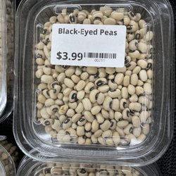 Tom's Farms Candy Store & Farmers Market - Black Eyed Peas