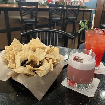 The Long Pour - Cocktail Bars Near Me - Los Alamos, New Mexico