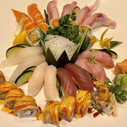 Sakura - Sushi for 2