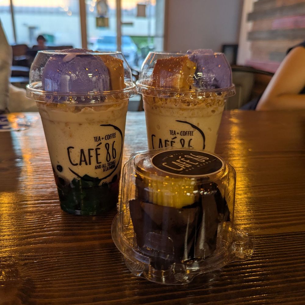 Cafe 86 - 2 halo halos and a chicolate cake/flan - Cafes Near Me - Northridge, California Cafe 86 - 2 halo halos and a chicolate cake/flan - Cafes Near Me - Northridge, California