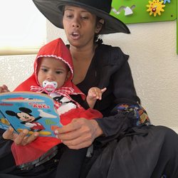 Kushi Childcare and Montessori - Halloween day 2023 Reading time