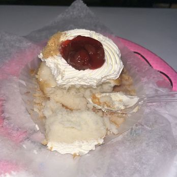 Three Brothers Bakery - Bakeries Near Me - Houston, Texas Three Brothers Bakery - Bakeries Near Me - Houston, Texas