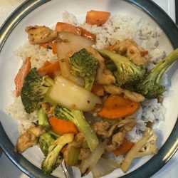 Hong Kong Kitchen - Kung Pao Chicken