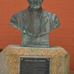 Edison Plaza Museum