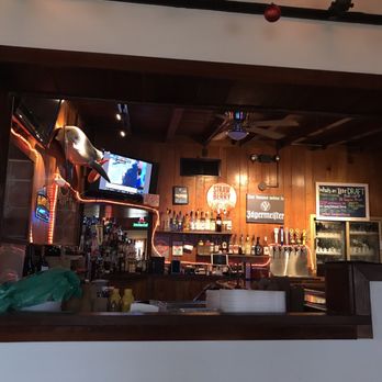 Islamorada Shrimp Shack - Bar view from dining room - Seafood Near Me - Islamorada, Florida Islamorada Shrimp Shack - Bar view from dining room - Seafood Near Me - Islamorada, Florida