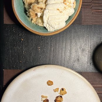 Southbound - Chocolate torte and banana cream pudding - Cocktail Bars Near Me - Charleston, South Carolina