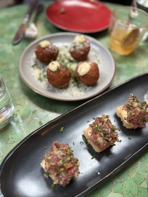 Fandi Mata by null Fandi Mata by null