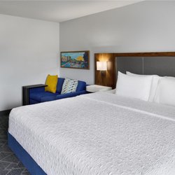 Hampton Inn Janesville - Guest room
