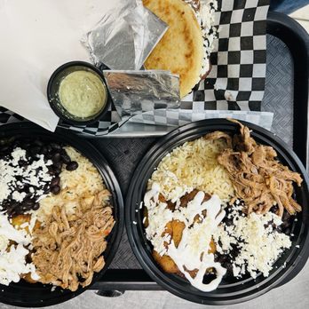 Arepas el Pana - Pabellón bowl  Fresh black beans, hand pulled flank steak, rice and sweet fried plantains with fresco cheese and crema. - Coffee & Tea Near Me - Albuquerque, New Mexico