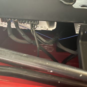 Maddogg Customs - Exposed amp wires out of the side of the jeep - Auto Customization Near Me - Spring, Texas Maddogg Customs - Exposed amp wires out of the side of the jeep - Auto Customization Near Me - Spring, Texas