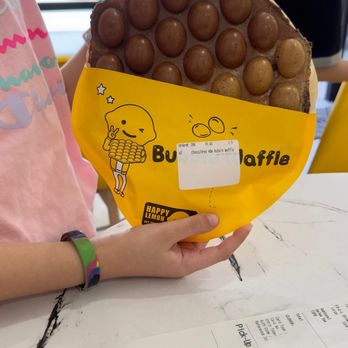 Happy Lemon - Half chocolate and half Oreo bubble waffle - Bubble Tea Near Me - Covington, Washington Happy Lemon - Half chocolate and half Oreo bubble waffle - Bubble Tea Near Me - Covington, Washington
