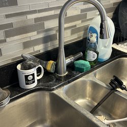 Messy kitchen lobby