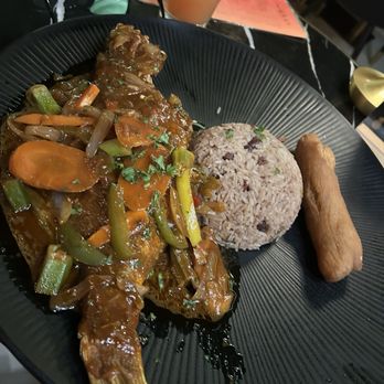 Mobay Spice - Red fish - Caribbean Near Me - Atlanta, Georgia