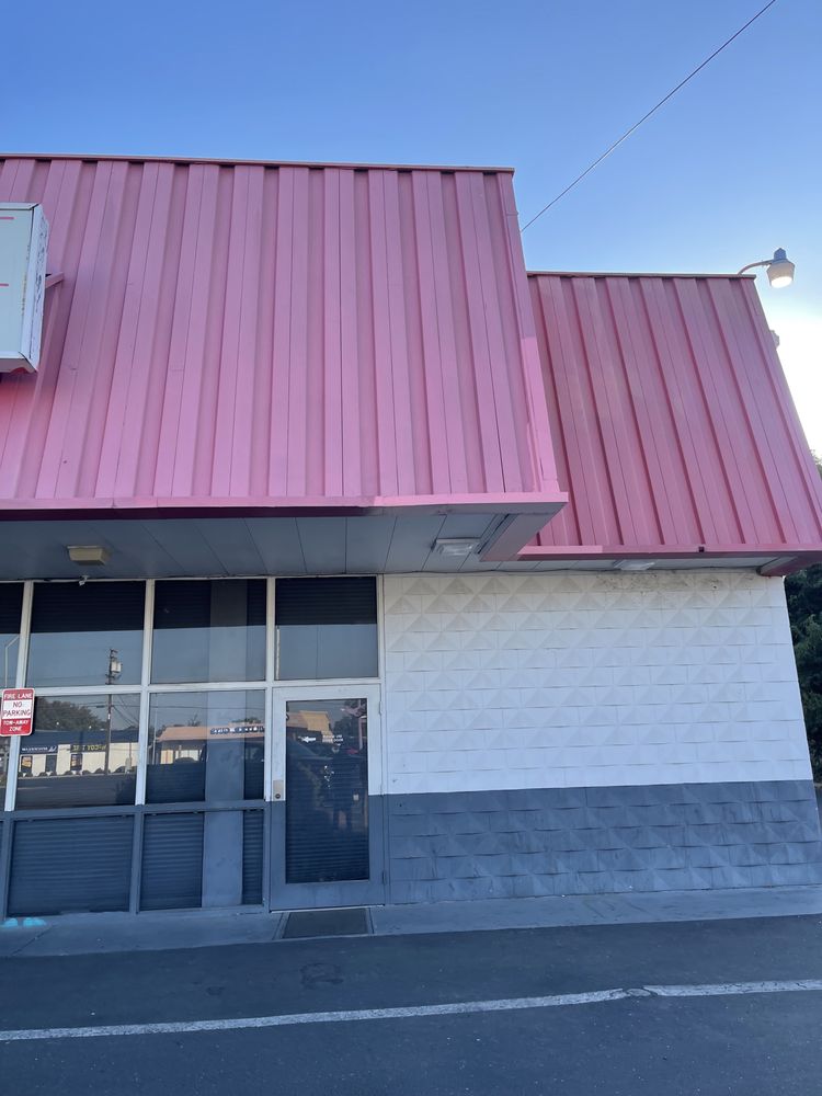Slide of Loma Blanca Roofing