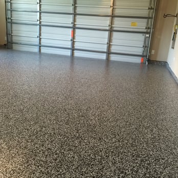 Diamond Cut Garage Floors - Finished product after the flecks and the polyaspartic (clear coat) finish. - Flooring Near Me