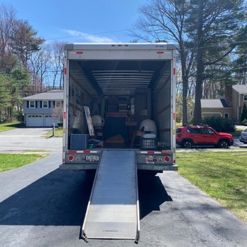 Rexton Moving & Storage - Mid packing - Movers Near Me - Newton, Massachusetts Rexton Moving & Storage - Mid packing - Movers Near Me - Newton, Massachusetts