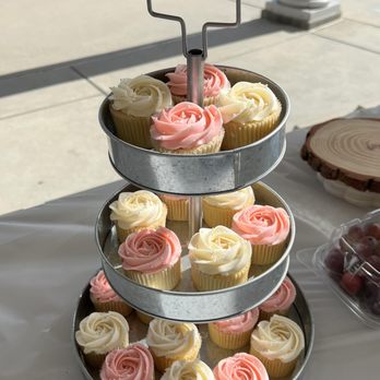 Cakerella Creations - Cupcakes Near Me - Murrieta, California