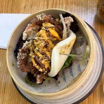 Gyuro Ramen - Steamed Bun w. Crispy Soft Shell Crab - Ramen Near Me - Chicago, Illinois Gyuro Ramen - Steamed Bun w. Crispy Soft Shell Crab - Ramen Near Me - Chicago, Illinois