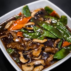 Hakka Legend Asian Cuisine - Beef with Snow Peas