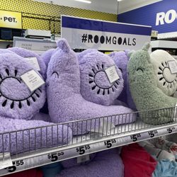 Five Below - Inside