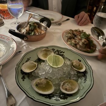 Chateau ZZ's - Oysters, corn, meatballs - Mexican Near Me - Miami, Florida