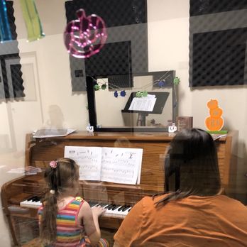 Desert Ridge Music Academy - Piano Lesson with Jessica - Musical Instruments & Teachers Near Me - Phoenix, Arizona