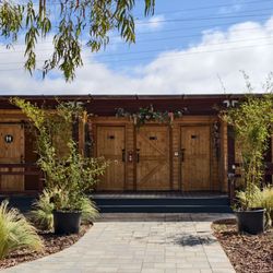 Passion Gardens - Bathrooms