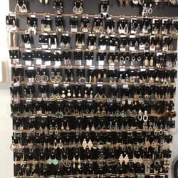 Uptown Consignments