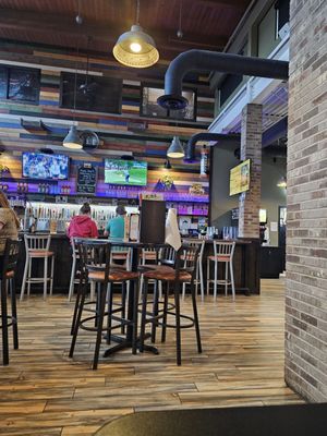 7 West TapHouse by null