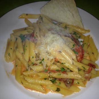 Difranco’s - Tried the penne with the white wine sauce - Italian Near Me - Denver, Colorado Difranco’s - Tried the penne with the white wine sauce - Italian Near Me - Denver, Colorado