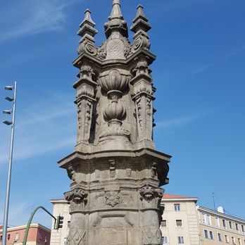 Puente de Toledo - Another statue - Local Flavor Near Me - Madrid, M