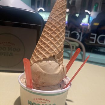 Moo Moo Mia - Ice Cream & Frozen Yogurt Near Me - Monrovia, California