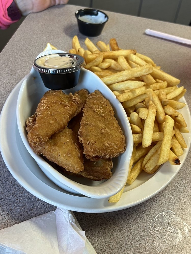 Country Ranch Family Restaurant & Ice Cream Parlor