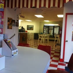 The Scoop Ice Cream Parlor & Deli