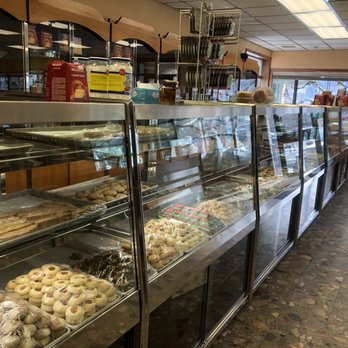 Modern Pastry Shop - Bakeries Near Me - Hartford, Connecticut