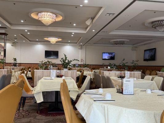Cheung Hing Restaurant by null