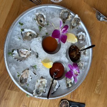 Clearwater Restaurant - Yaquina Bay oysters - New American Near Me - Newport, Oregon