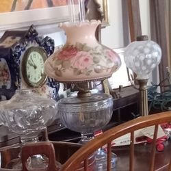 West Howard Antiques & Estate Sales