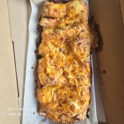 Domino's Pizza - Garlic Cheesey Bread, stuffed with Spinach and Feta