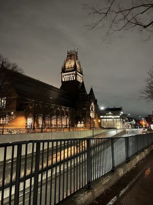 Harvard University by null