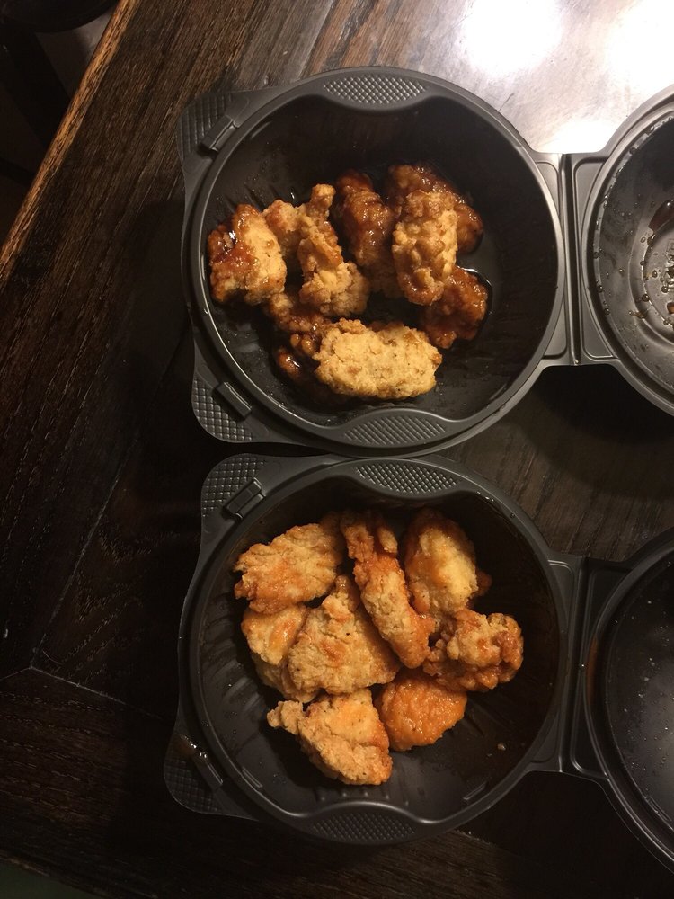 PIZZA HUT Updated September 2024 12 Reviews 315 S Meridian Ave