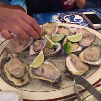 El 7 Mares - Dozen oysters - Seafood Near Me - San Fernando, California