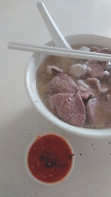 正文志记猪什汤大王 Cheng Mun Chee Kee Pig Organ Soup by null