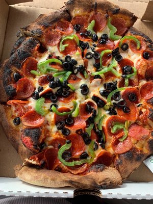 Q'S Artisan Pizza by null