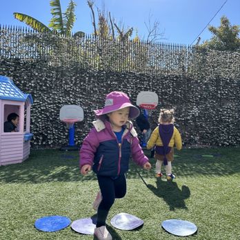 Purple Magpie Mandarin - Preschools Near Me - Los Angeles, California