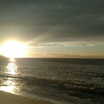 Mokuleia Beach - Beautiful sunset - Beaches Near Me - Waialua, Hawaii