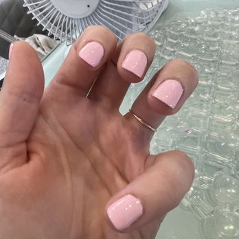 Lee Nails - Nail Salons Near Me - Chicago, Illinois