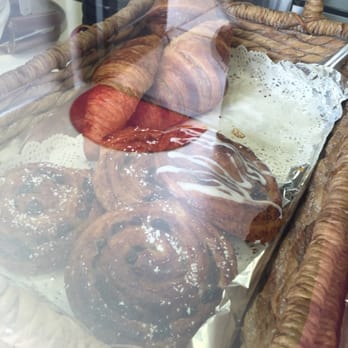 French Corner - Glow of fresh breads and pasteries... - Bakeries Near Me - Encinitas, California